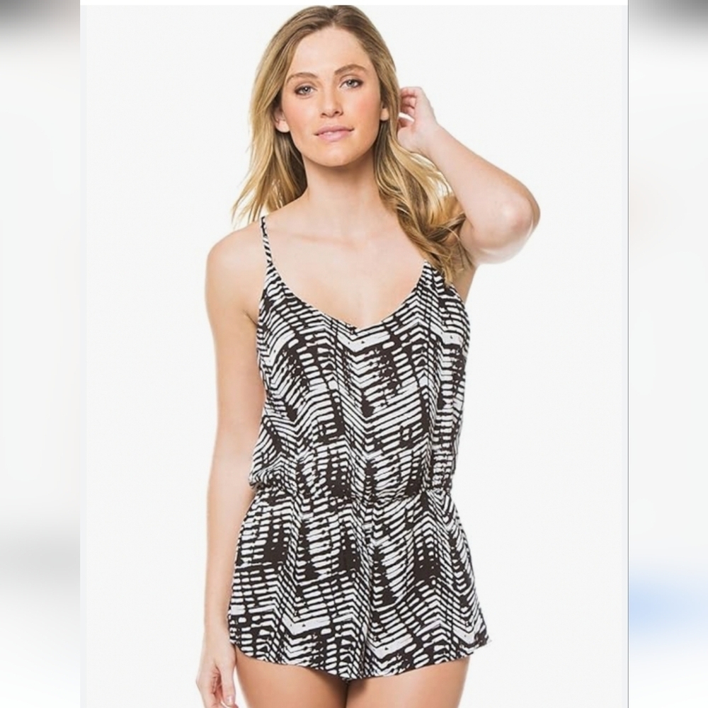 DOLCE VITA Ikat Romper Cover-Up Lattice Back. Black/white. Size Small NWT - Picture 7 of 14